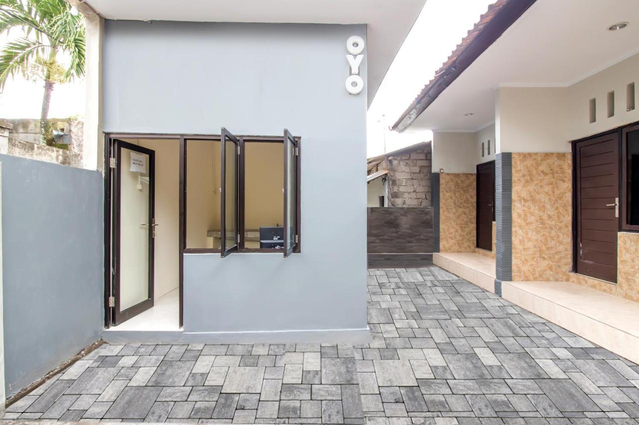 Hotel Oyo 2984 Berlian House Ungasan Jimbaran Exterior foto