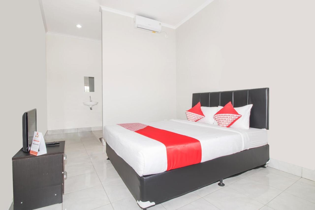 Hotel Oyo 2984 Berlian House Ungasan Jimbaran Exterior foto